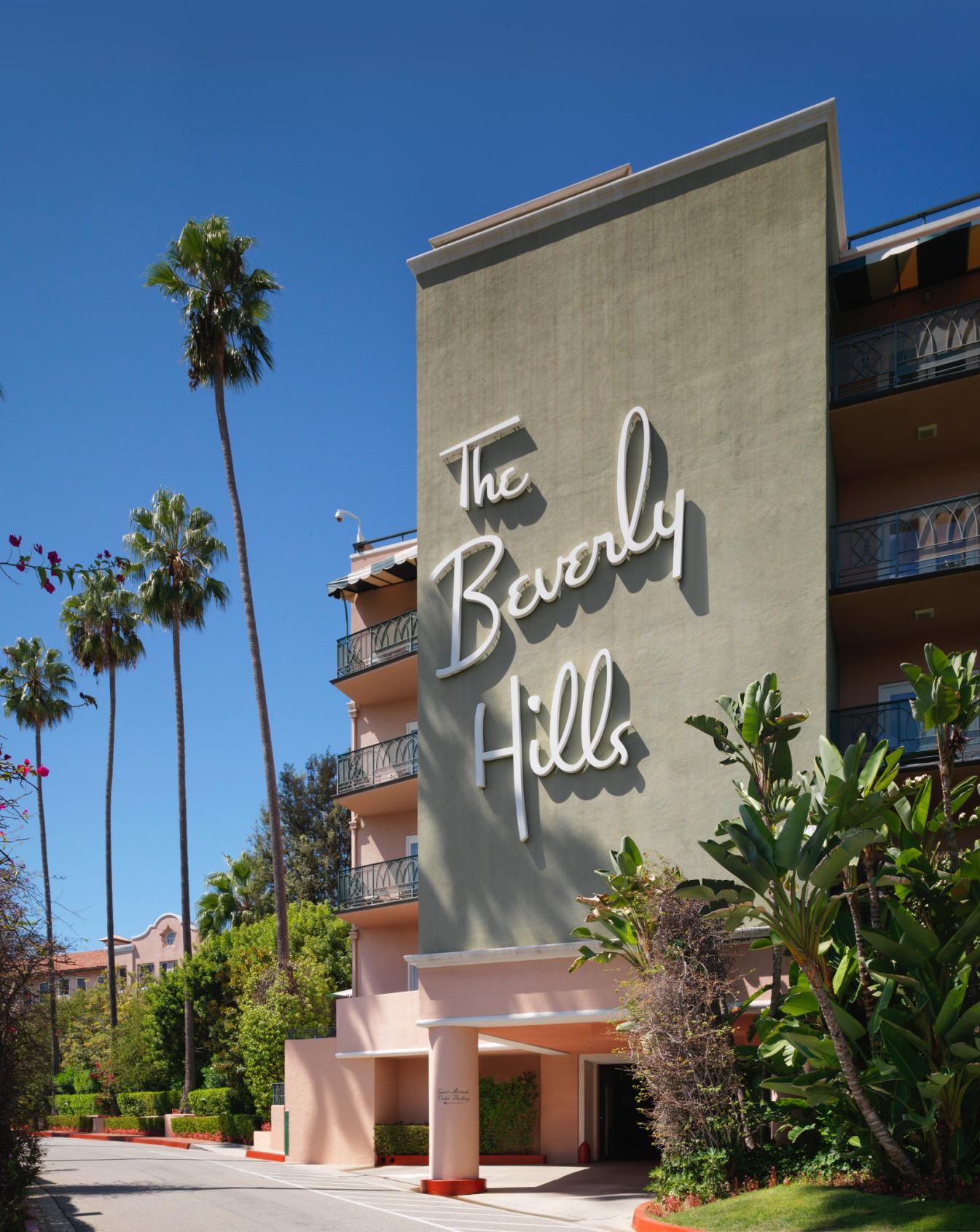 Com'è vivere in una villa di celebrità a Beverly Hills?